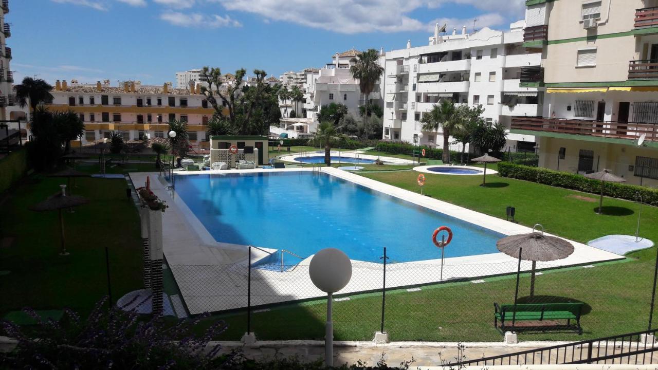 Apartamento Las Naciones 2 Benalmadena Bagian luar foto